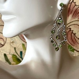 Lori Lori Swarovski Crystal Chandelier Earring